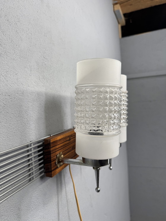 Image 1 of Lampada da parete vintage con tubi di vetro e piastra posteriore in legno