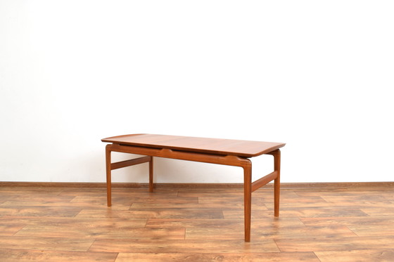 Image 1 of Table basse en teck modèle 640 par Peter Hvidt & Orla Mølgaard-Nielsen pour France & Søn / France & Daverkosen, années 1950.