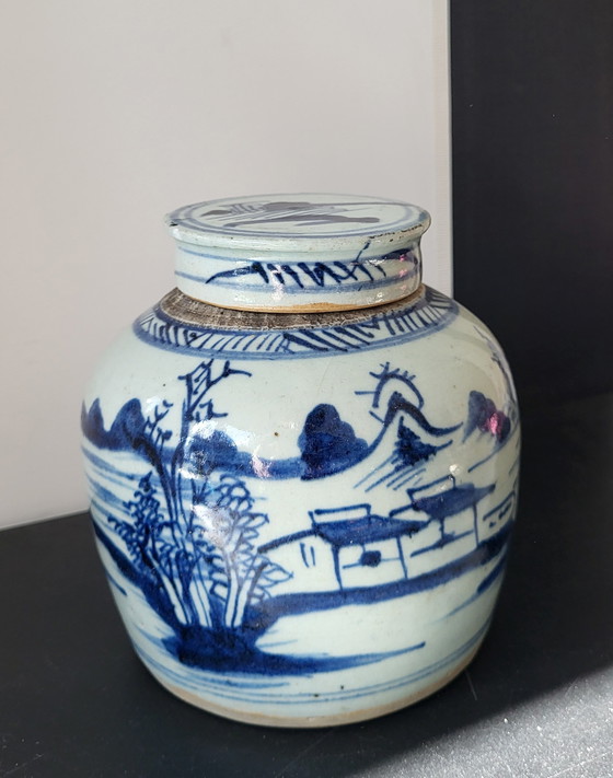 Image 1 of Chinese blue and white porcelain ginger jar with lid.
