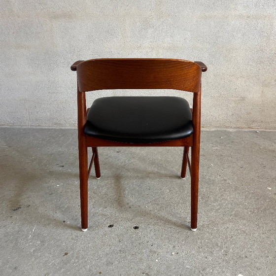 8 sedie da pranzo modello 32 di Kai Kristiansen – Wood (photo 11 of 11)
