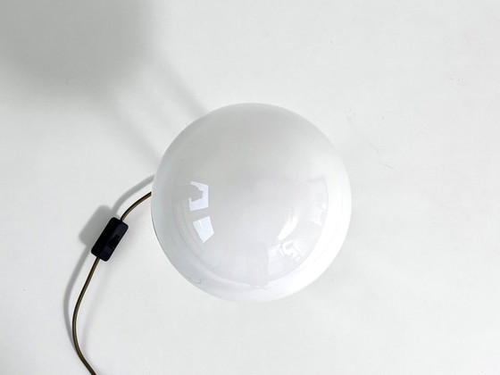 Lampada da tavolo Art Déco con vetro opalino bianco e pendolo decorativo, Lampade da tavolo, Metallo, Modern (foto 10 di 12)