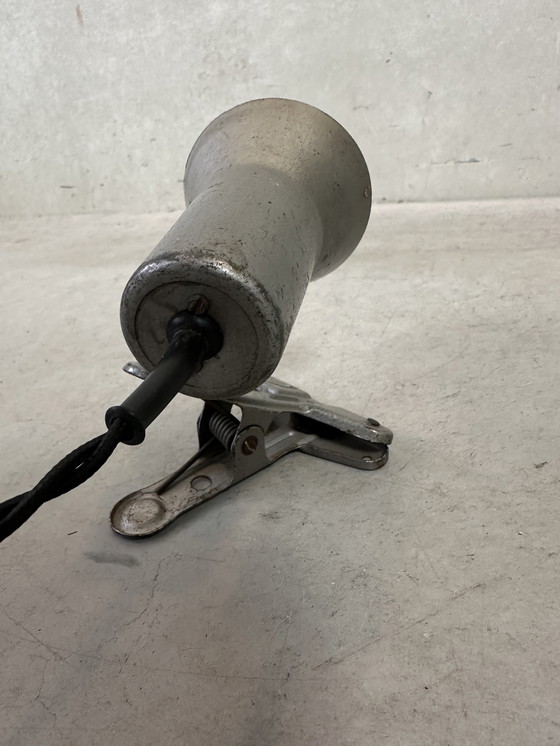 Image 1 of Vintage industriële klemspot - Lita