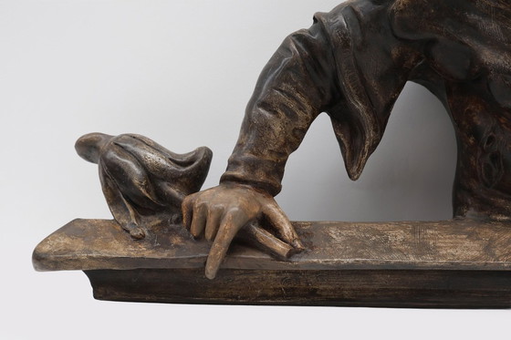 Image 1 of Rara statua o scultura antica in gesso di un giullare o di un burlone, Francia ca. 1880