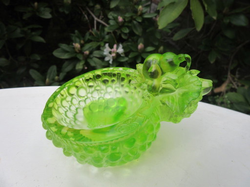 Liuli Gongfang Pate De Verre Small Glass Bowl Trinket Tray, vintage