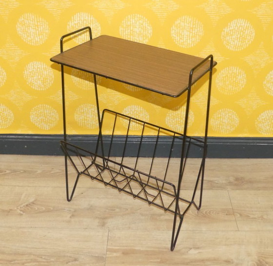 Image 1 of edicola anni '60 in corde, look teak, metallo nero, tavolo per giornali, vintage retrò