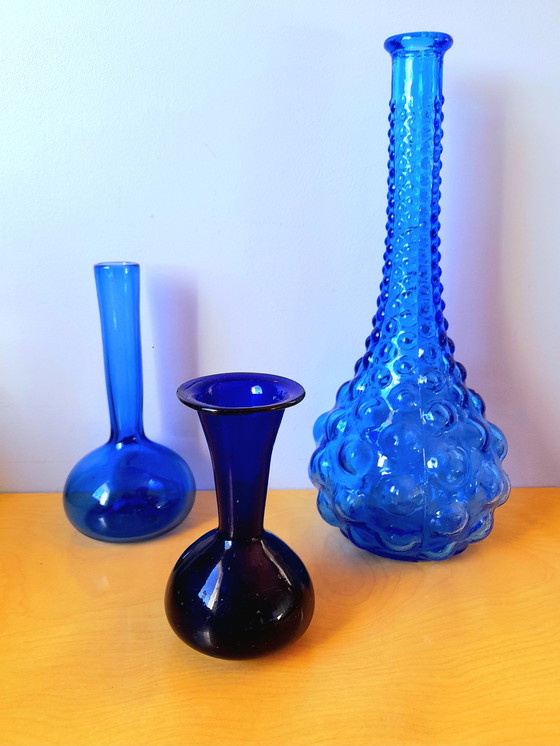 Image 1 of Blaue Glasvase