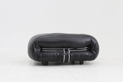 Vintage Soriana pouf ottoman Tobia Scarpa Cassina cuir noir
