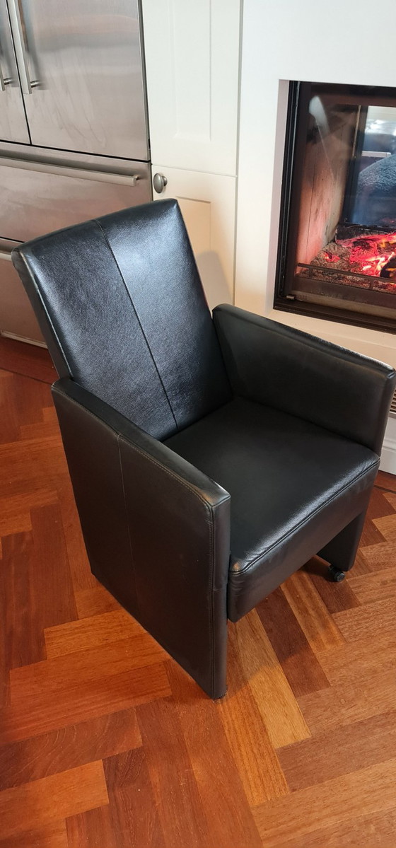 Image 1 of 4 chaises de salle à manger en cuir Framati Design