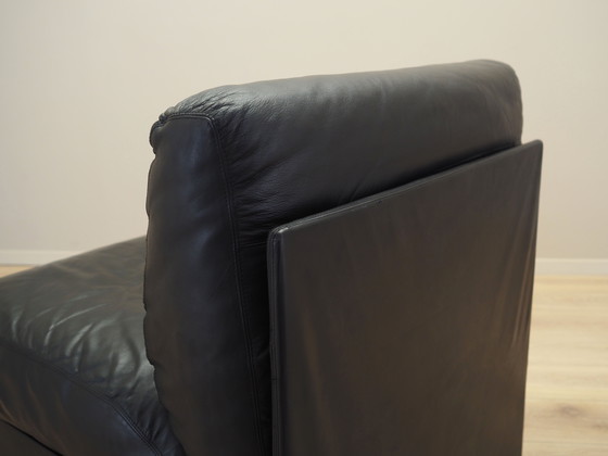 Image 1 of Fauteuil/pouf en cuir noir, Design italien, 1960S, Production : Italie