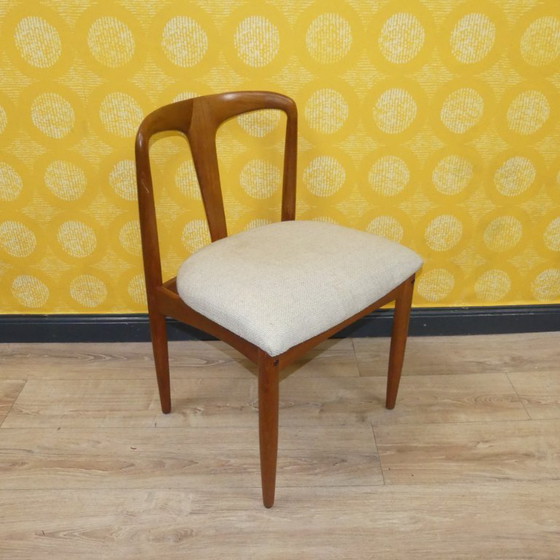 Image 1 of Set von 4 Teak Stühlen "Juliane" dining chairs Johannes Andersen, Uldum Møbelfabrik danish design denmark mid century retro 