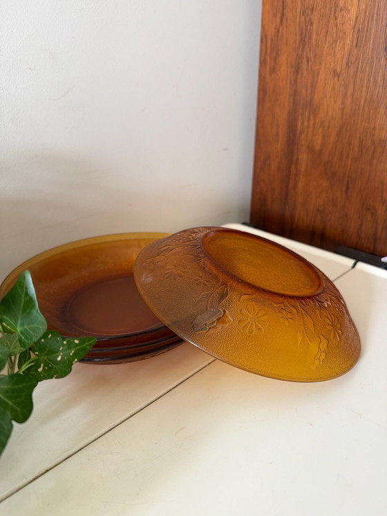 Set di 4 piatti vintage color ambra – Stoviglie, Vetro (photo 5 of 6)