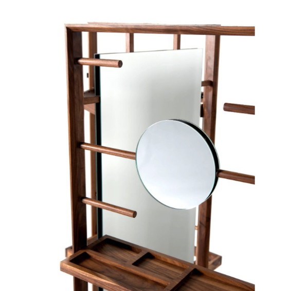 Naihan Li – Rare Valet de Nuit Extensible Séparateur de Pièce en Noyer, Crates Series, Édition Limitée 2014 (photo 4 of 7)