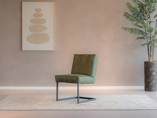 Nesto – RT Design, eetkamerstoelen