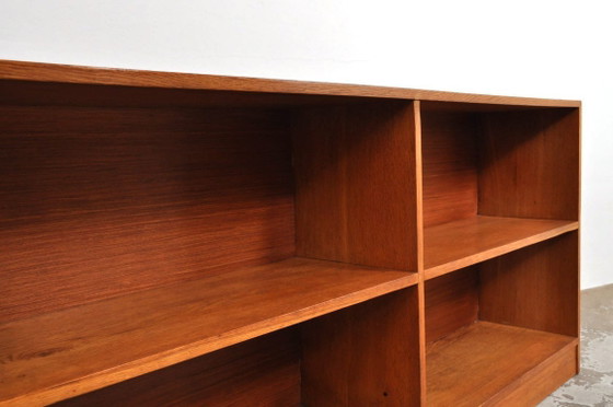 Image 1 of Vintage boekenkast / tv meubel in eiken