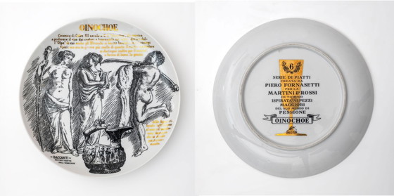 Image 1 of Ensemble d'assiettes décoratives en porcelaine P. Fornasetti pour Martini & Rossi, années 1960