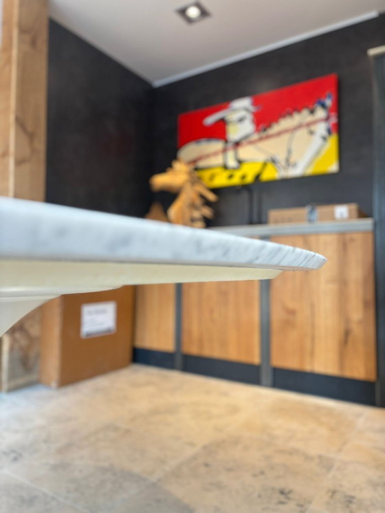 Image 1 of Marble Bianco Carrara table top with leg (Knoll tulip-style)