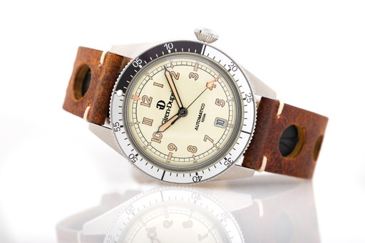 Giren Dupre Heritage Diver Automatic Watch