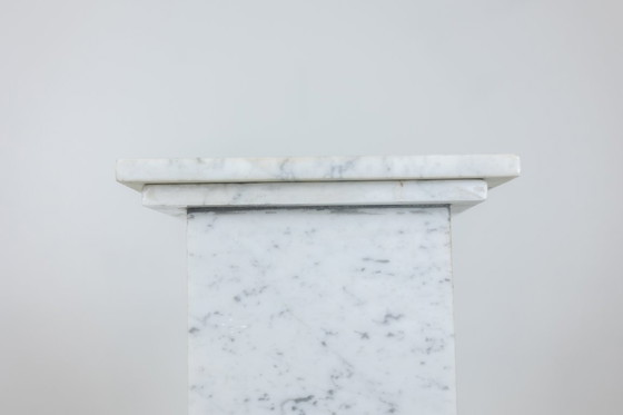 Image 1 of Pair of Art Deco columns in white marble, 20th century