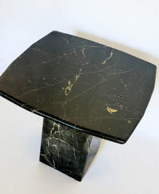 Vintage-Couchtisch aus italienischem Marmor, kleiner Beistelltisch