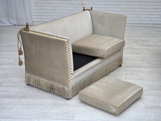 Image 1 of Divano danese a due posti con braccioli a goccia, anni '70, rivestimento in velluto.