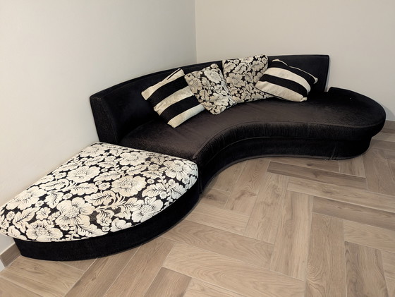 Image 1 of Sofá curvo "Capri"