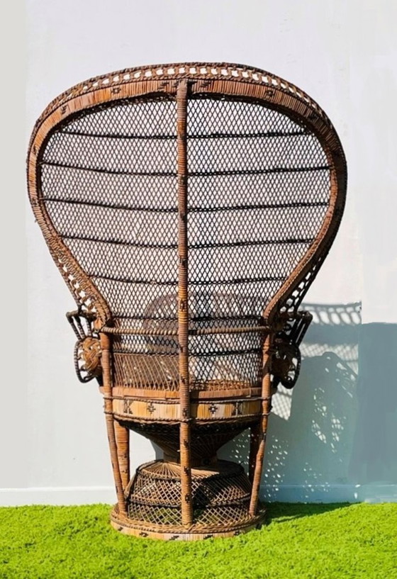 Image 1 of Fauteuil XL Peacock « Emmanuelle » en rotin. Vintage années 70.