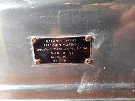 Image 1 of Vintage grocery scale