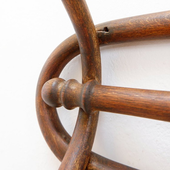 Image 1 of Wandkapstok van gebogen hout in Thonet-stijl – begin 20e eeuw