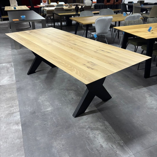Virginia – Bert Plantagie, eettafels