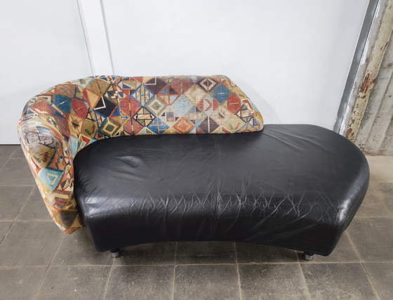 Small Leolux Chaise Longue – Leather, Metal (photo 2 of 8)