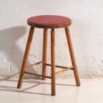 Antique wooden stool with round seat – Central Europe, circa 1950 – Rustic (photo 6 of 34)