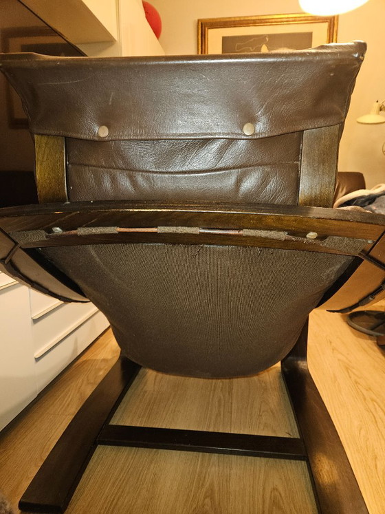 Sillón Kroken de cuero marrón con otomana, Roche Bobois, Sillones reclinables, Madera, Vintage (foto 3 de 5)