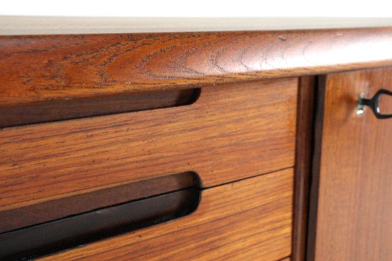 Image 1 of Brødrene Sörheim Møbelfabrikk AS sideboard dressoir kast vintage