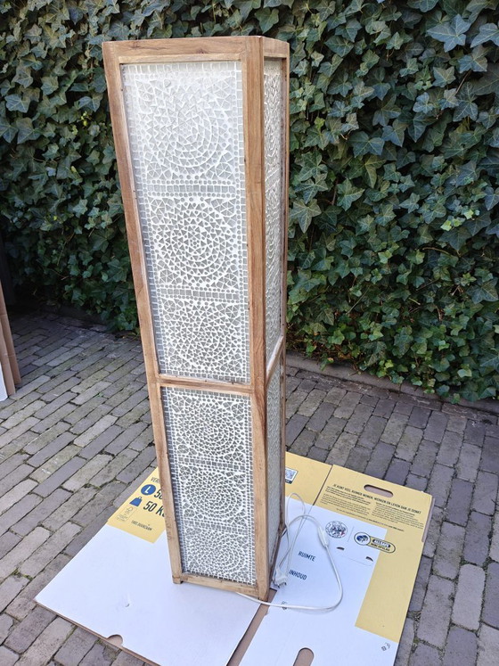 Östliche Mosaik Stehleuchte 120cm – Stehleuchten, Glas, Holz (photo 5 of 6)