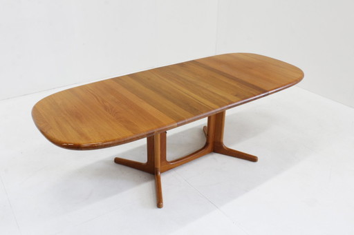 Tavolo da pranzo ovale allungabile vintage Glostrup in teak massello, stile danese.