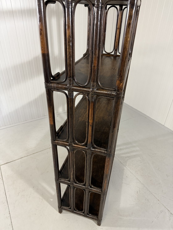 Image 1 of Groot Donker Rotan Rek Jaren 70