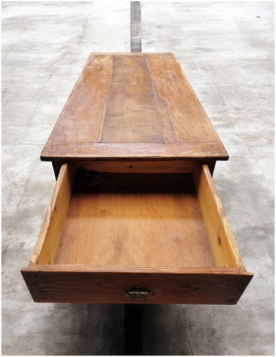 Image 1 of Superb farmhouse table, draper's table, solid oak, 19th century or earlier