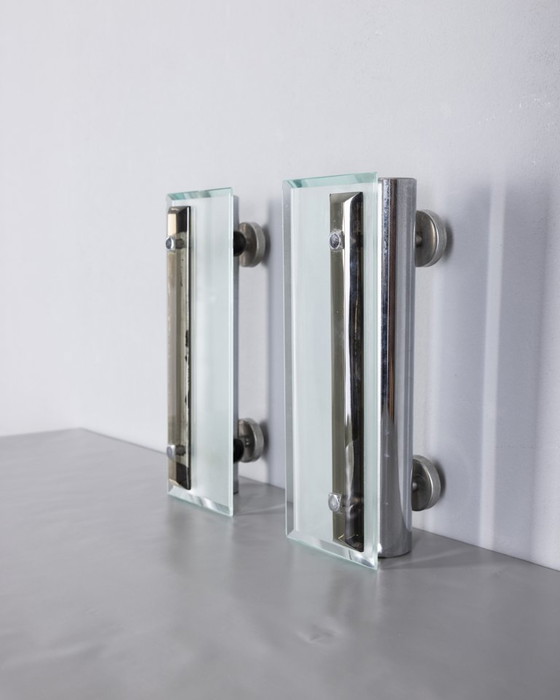 Image 1 of Paire d'appliques en métal et verre vintage des années 60 design italien