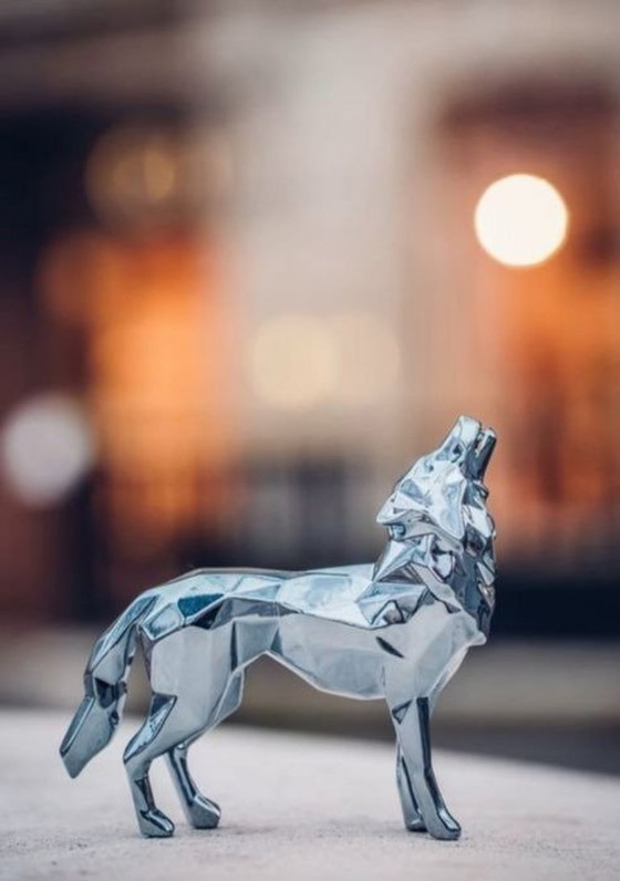 Image 1 of  Richard Orlinski (1966) - Wolf Spirit (Pearl Grey Edition)