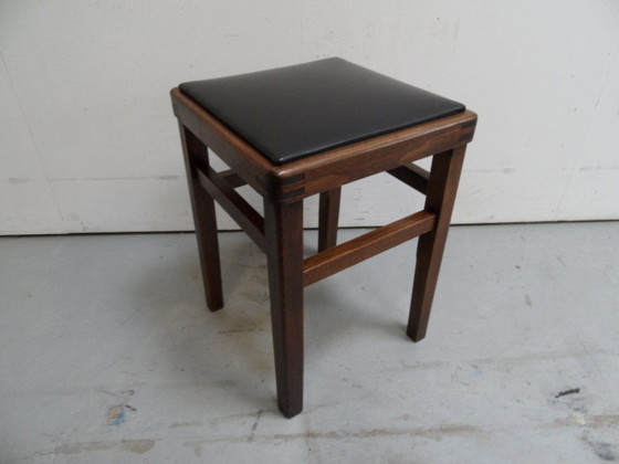 Image 1 of Vintage houten kruk