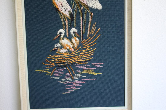 Image 1 of Bild 2 Reiher oder Kraniche im Schilf mit Küken im Nest handgestickt