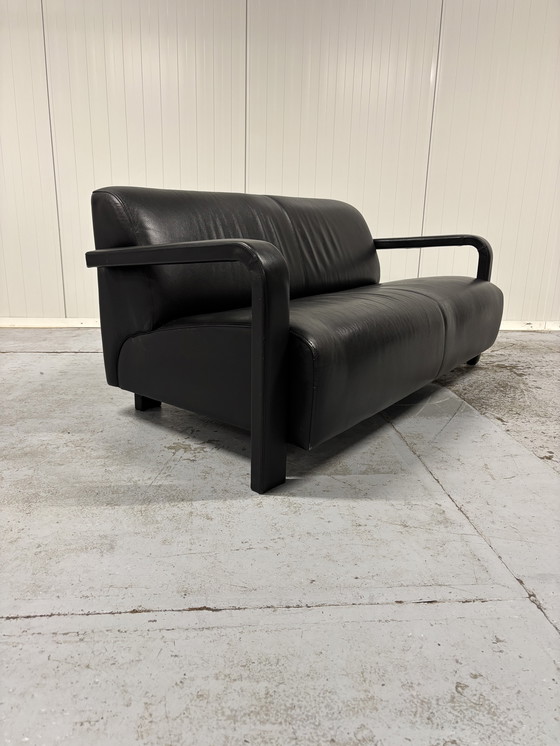 Image 1 of 2 places Leolux Antipode