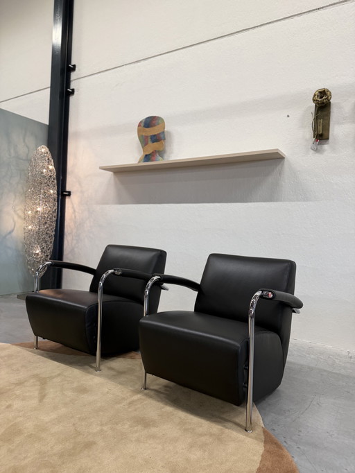 2 poltrone Leolux Scylla in pelle nera