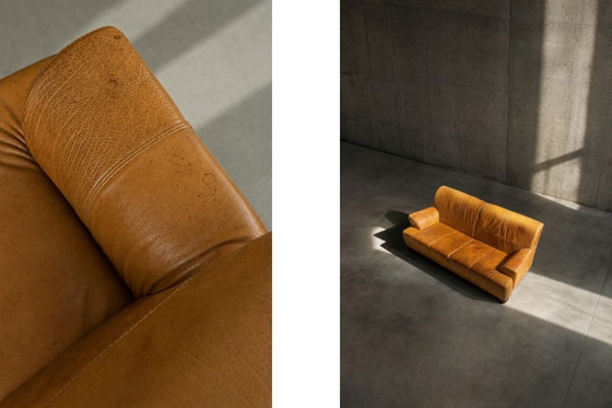 Vintage driezitsbank van bruin leer in industriële mid-century modern stijl, jaren 60. – 3-5 zitsbanken (photo 14 of 26)