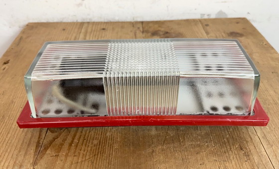 Image 1 of Applique industriale rossa in bachelite di Elektrosvit, anni '70