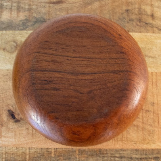 Image 1 of Vintage Deense teakhouten fruit- of saladeschaal: Scandinavisch Reducta-design uit de jaren '60