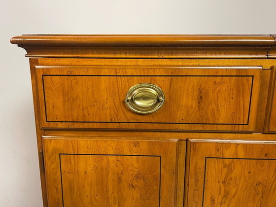 Drexel Heritage Mobile bar / Credenza buffet Campaign anni '70 – Piano scorrevole estensibile. USA, anni (photo 3 of 24)