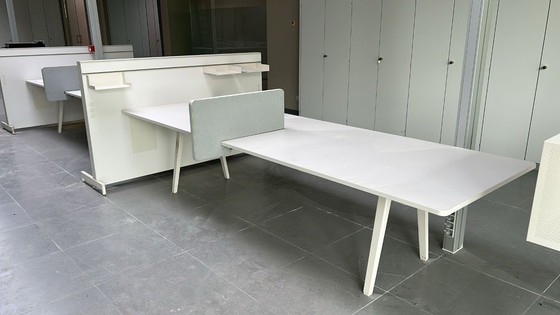 Image 1 of 4x Vitra Joyn desks