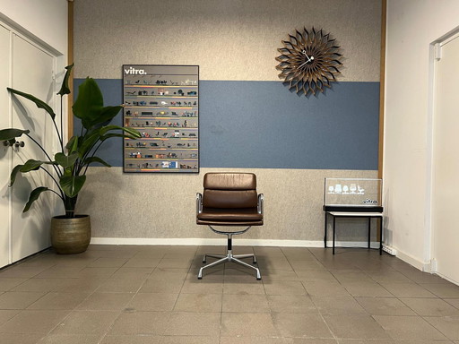 Vitra | Eames | EA208 | Light brown leather | 1x