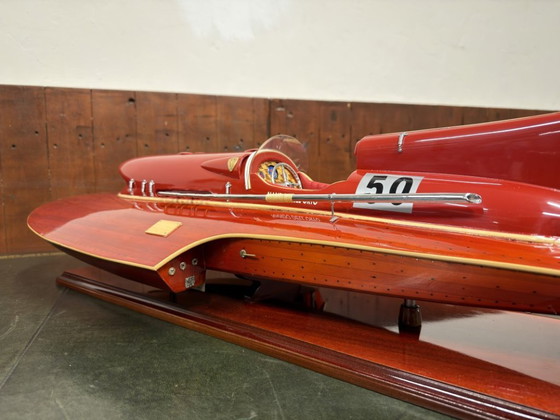 Modello di Barca Ferrari Hydroplane con Certificato – Oggetti decorativi, Pelle, Metallo (photo 8 of 18)